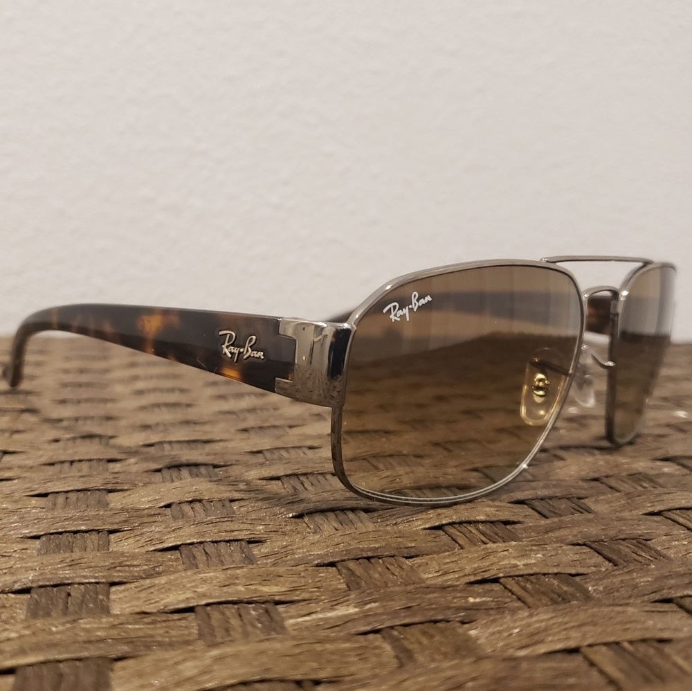 Ray-Ban Aviator Sunglasses